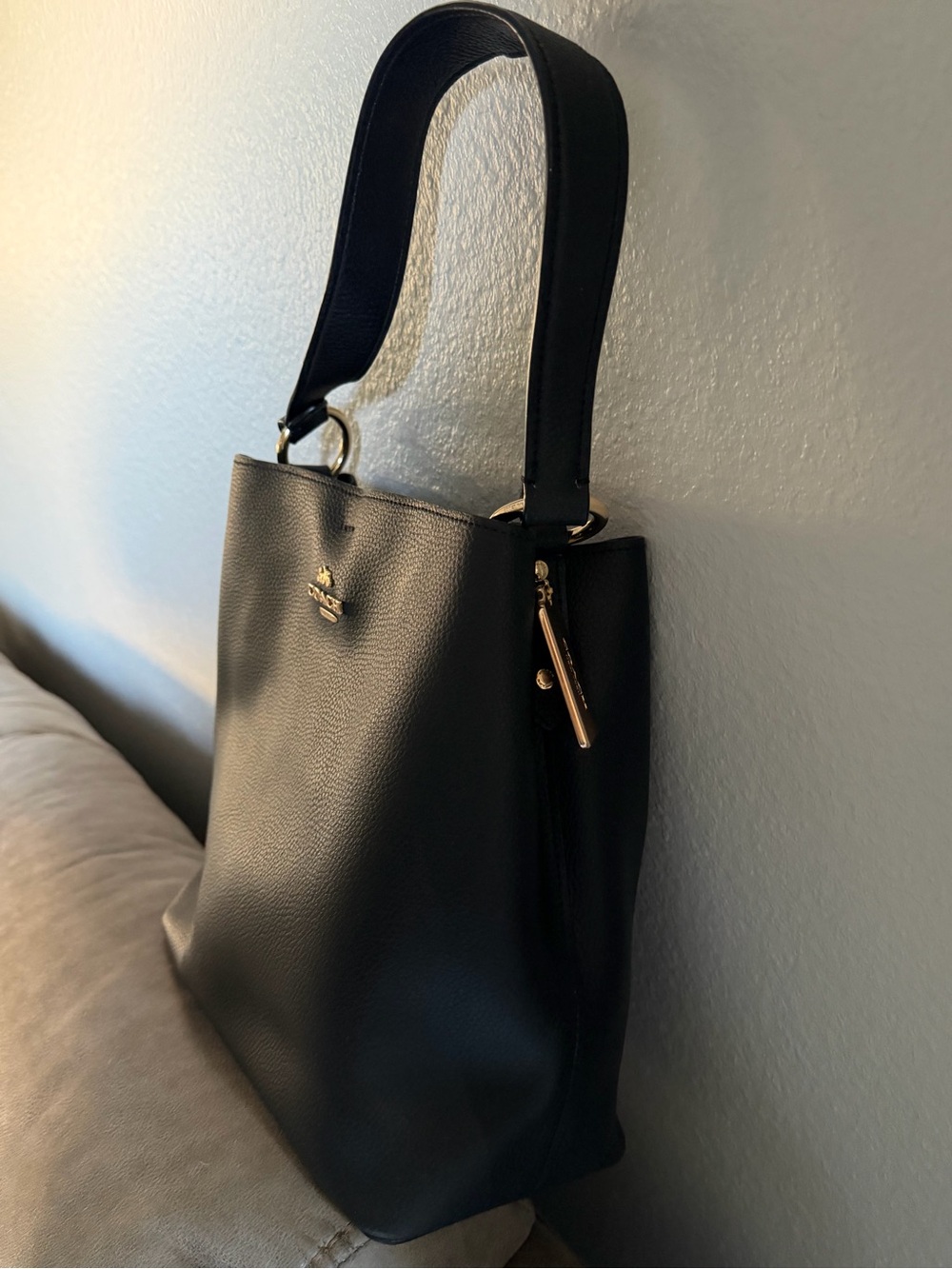 Coach Town Bucket Bag - Picture 3 of 11
